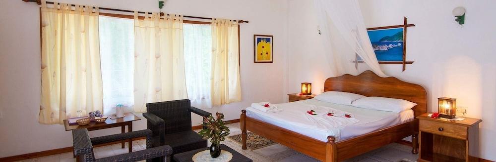 Zerof Guest House Диг Екстериор снимка